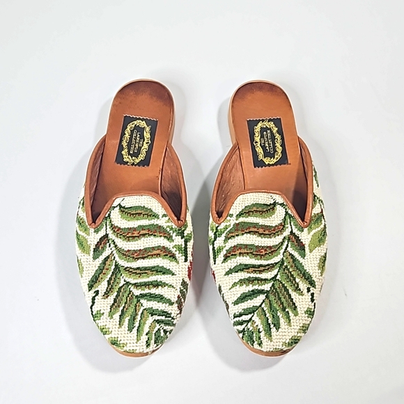 The Larkspur Collection Shoes - The Larkspur Collection Greenleaf Plants Flats Size Medium sizes 7-8.5